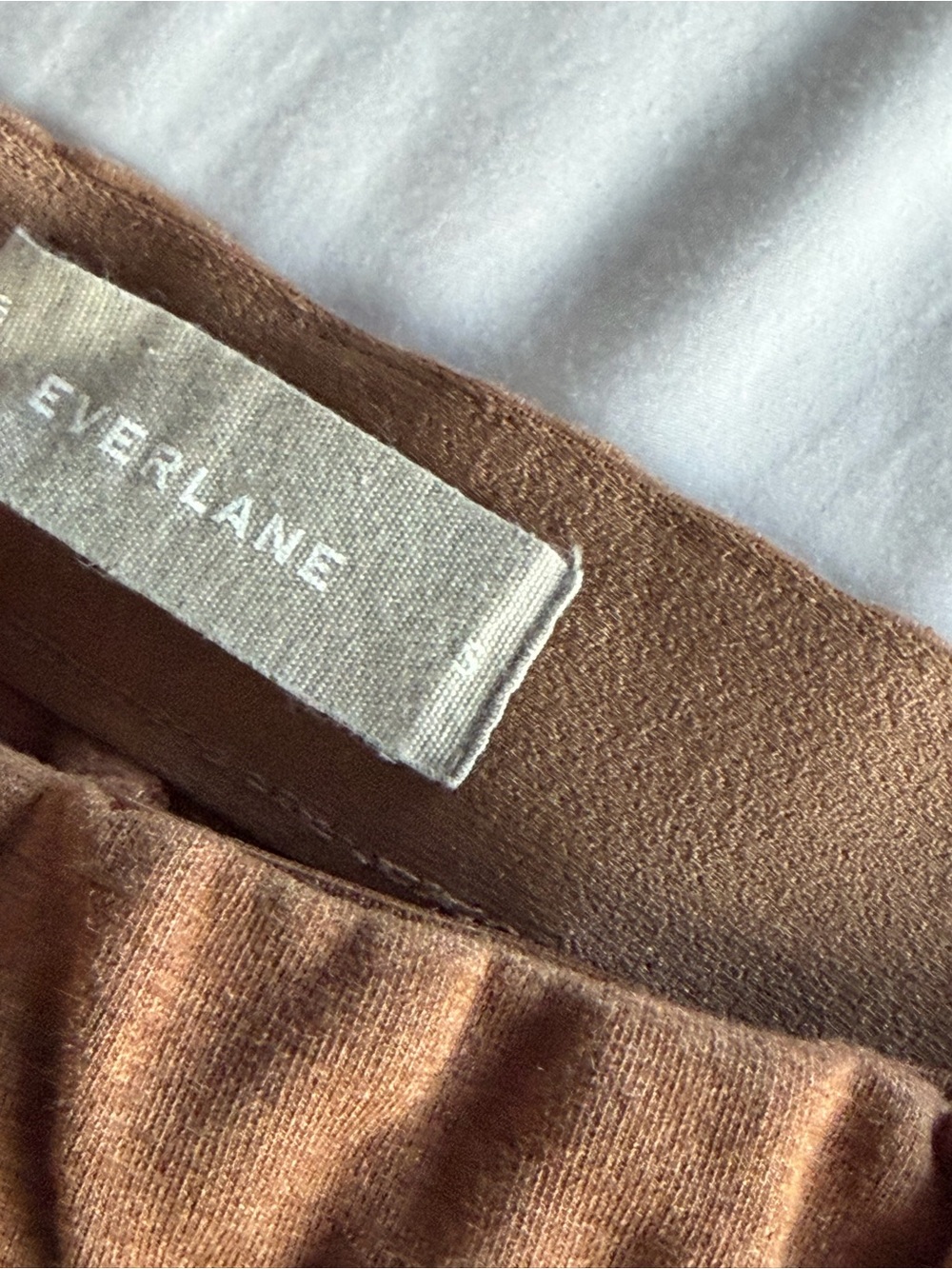 Everlane Dream Pant - Small in Heathered Auburn - Picture 4 of 4